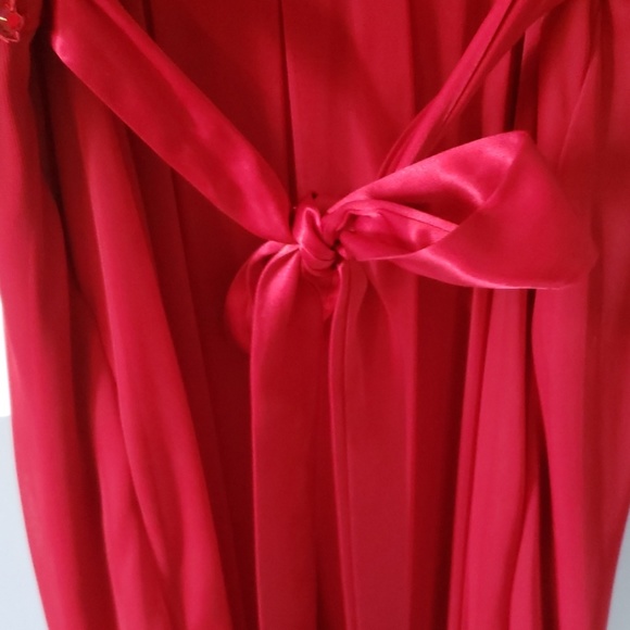 Dress - Picture 5 of 5